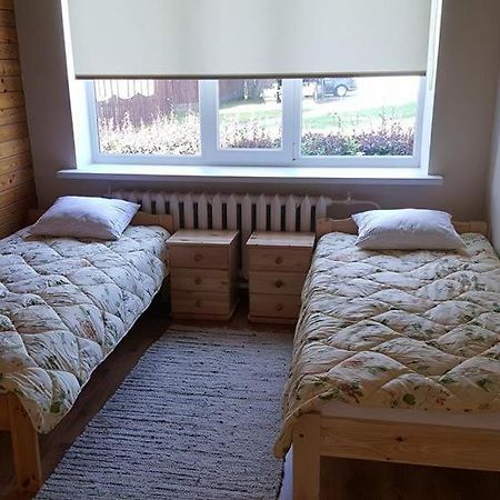 Jaerva Jahindusklubi Hostel Пайде Екстер'єр фото